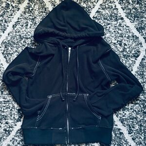 🖤 Black cropped zip-up hoodie